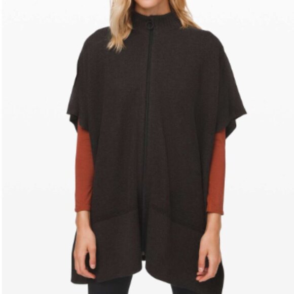 Lululemon Call Me Cozy Wrap - Picture 1 of 8